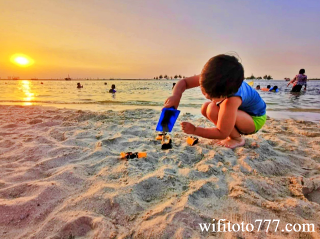 Pantai Pasir Putih Ancol, Destinasi Pantai Favorit Jakarta